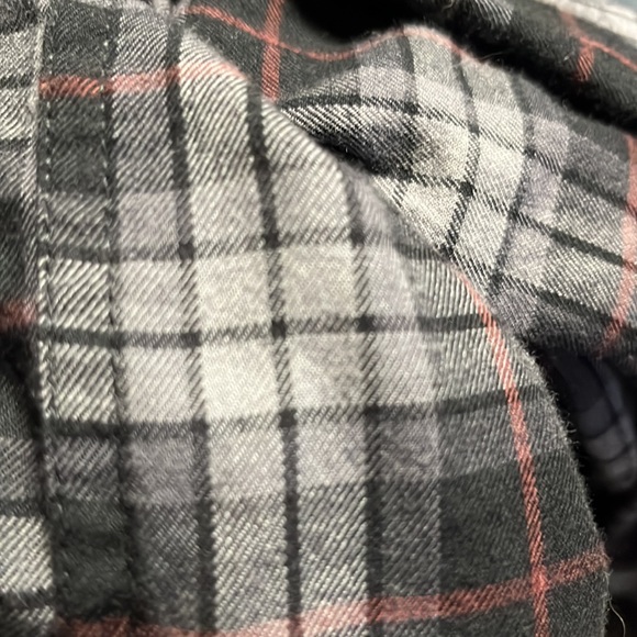 Abercrombie NEW flannel size medium - Picture 9 of 9